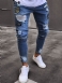 Jasnoniebieski